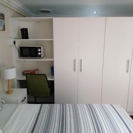 The Monument Guesthouse Port Elizabeth Luaran gambar