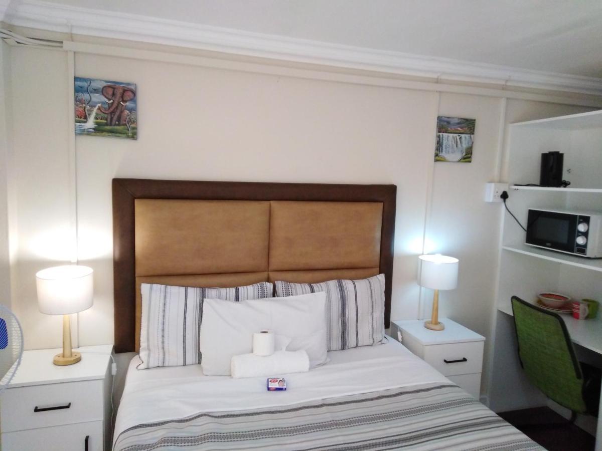 The Monument Guesthouse Port Elizabeth Luaran gambar