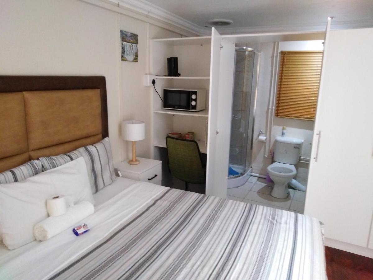 The Monument Guesthouse Port Elizabeth Luaran gambar